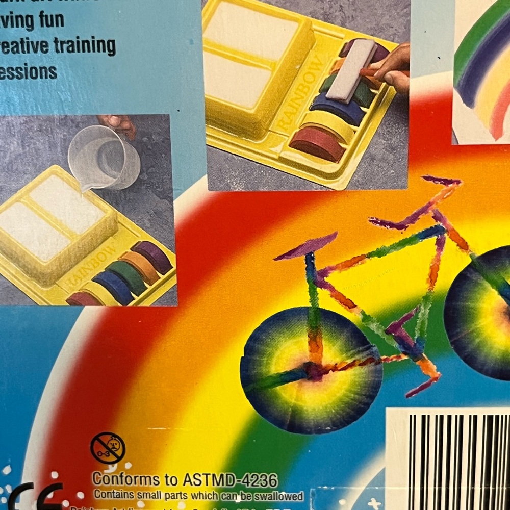 VINTAGE 1994 RARE RAINBOW ART WATERCOLOR SET NON TOXIC AGES 3+ PREOWNED - Picture 11 of 11